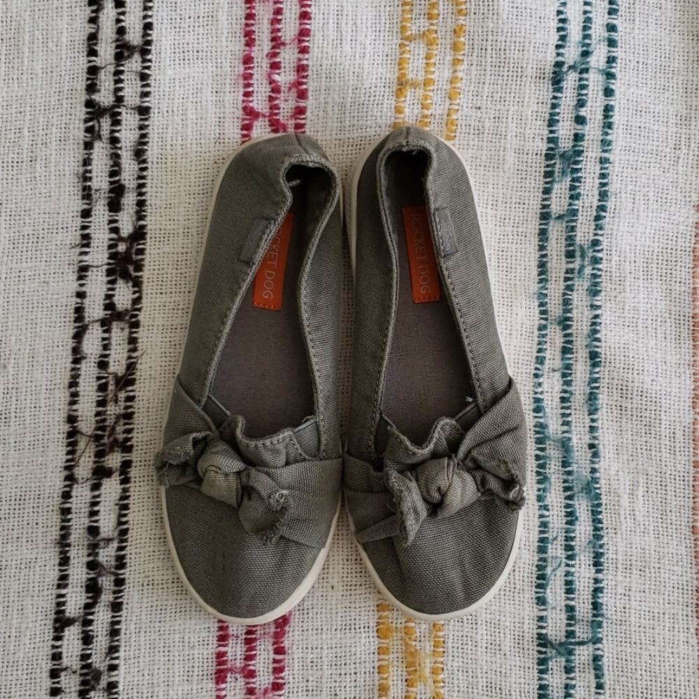 Rocket dog flats